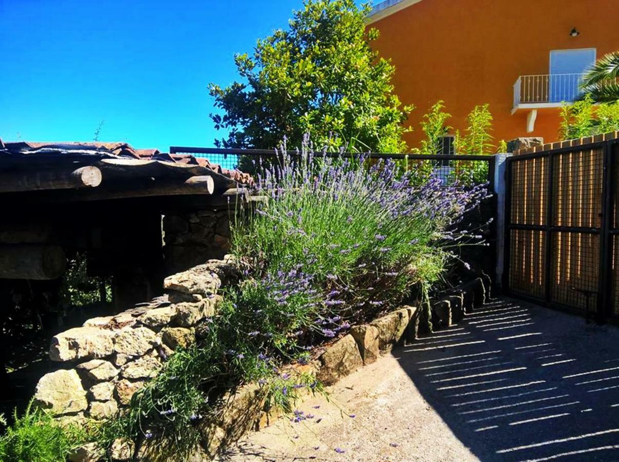 Chale Pouso Da Serra - Casas De Montanha Costilhao Exterior foto
